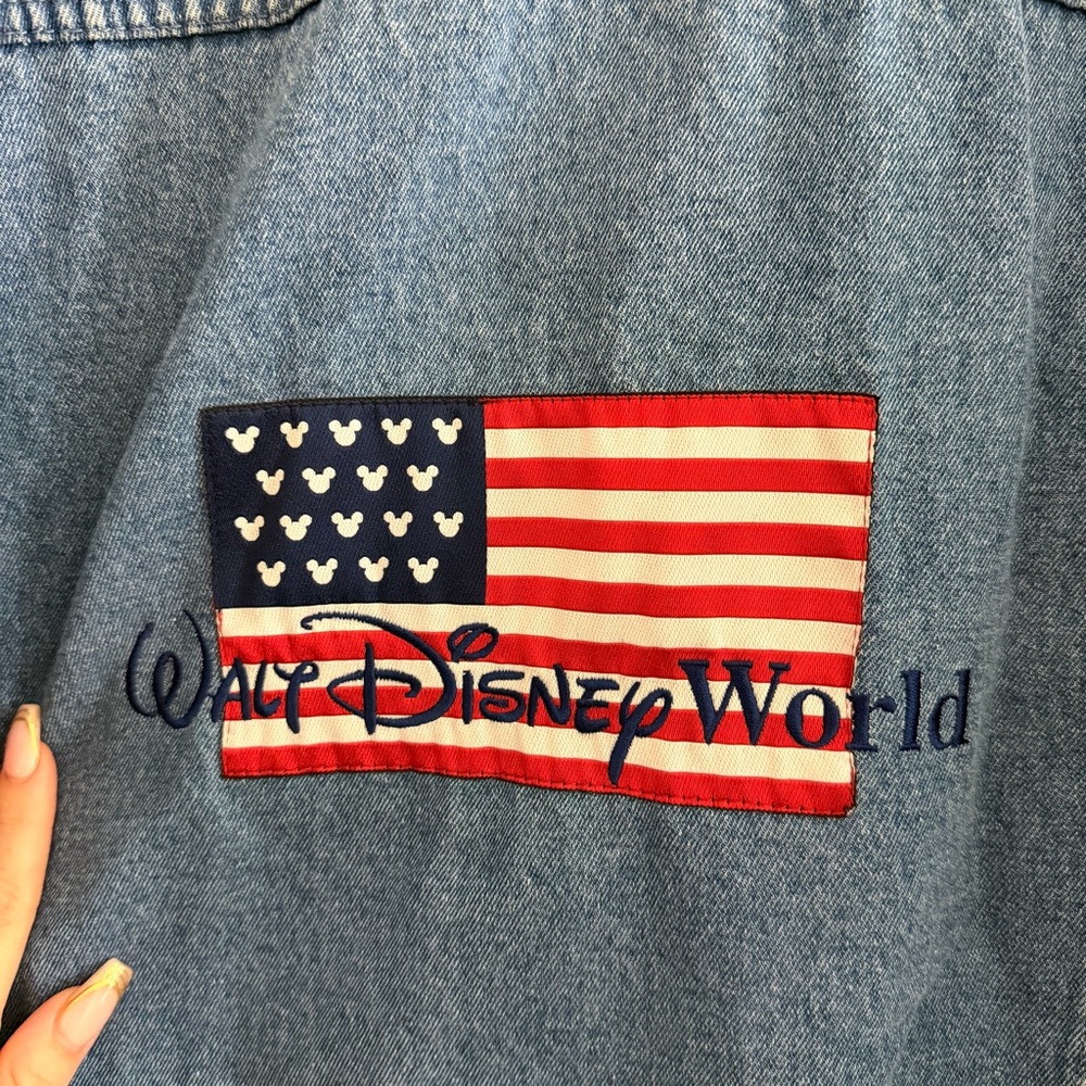 Vintage Disney Women’s Embroidered Oversized Denim Jean Jacket Size Medium - Picture 4 of 5